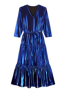Длинное трикотажное платье с блестящим напылением. Цена 1 499 руб