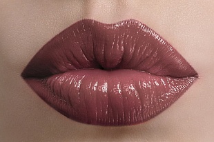 Сатиновая помада для губ Satin kiss, Тон розовый нюд (Артикул: 40383)