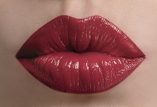 Сатиновая помада для губ Satin kiss, Тон пастельный вишнёвый (Артикул: 40389)